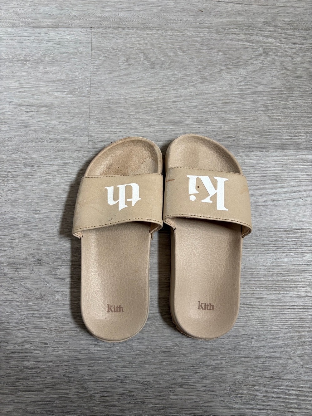 Kith Serif Logo Leather Slides Sandal Beige Tan Size 34
